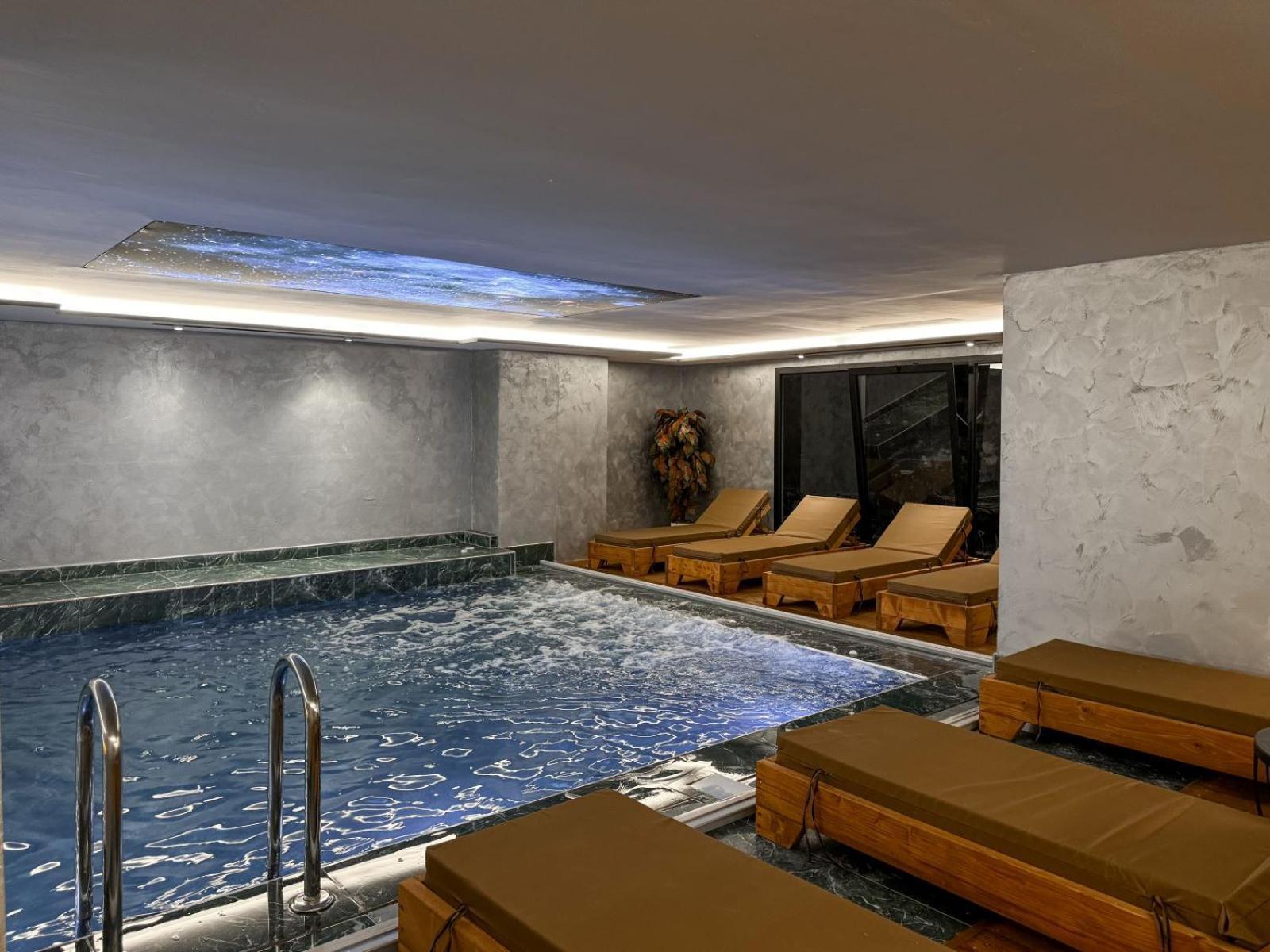 Toer Hotel & Spa Sarandë Eksteriør billede