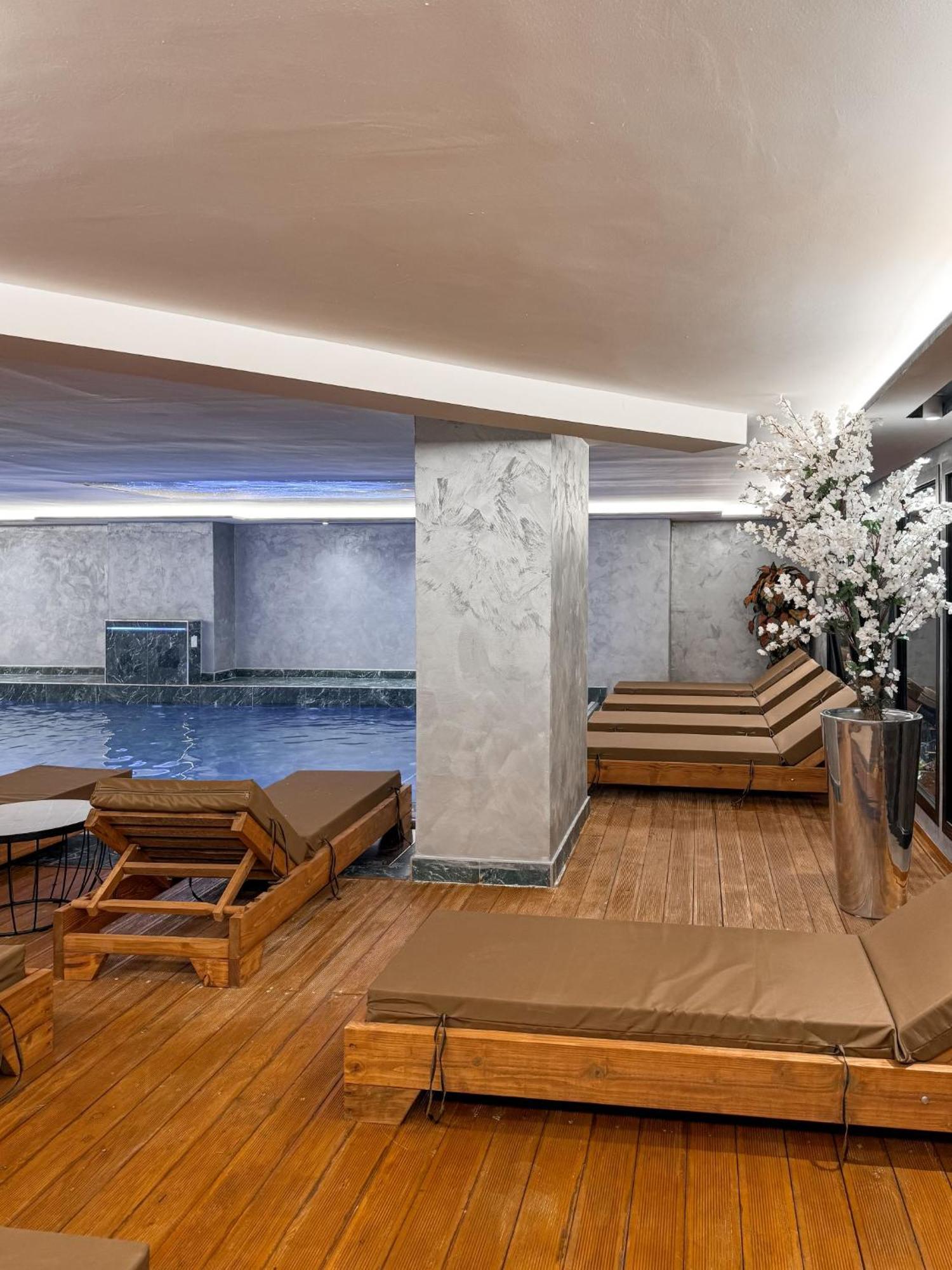 Toer Hotel & Spa Sarandë Eksteriør billede