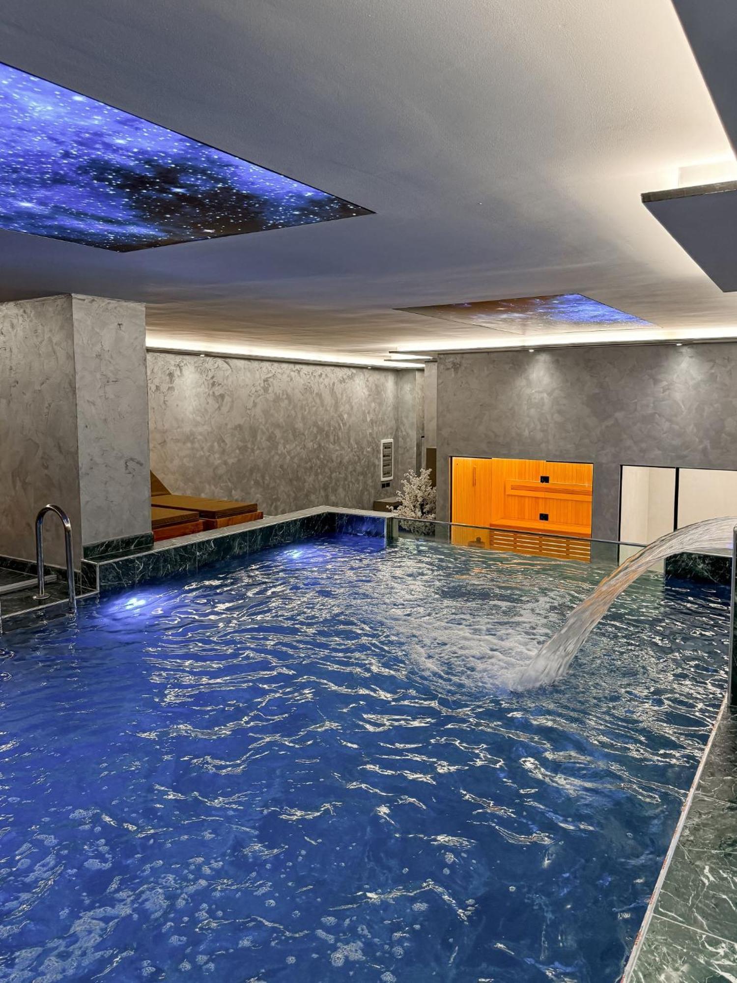 Toer Hotel & Spa Sarandë Eksteriør billede